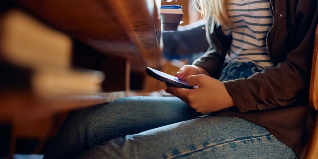 Skole bandlyste telefoner hele dagen: Her er, hvad der skete