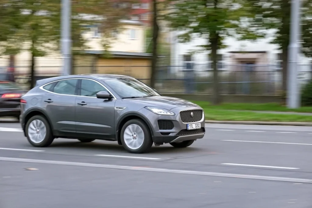 Firmabil i 2026: Sådan beregnes skatten af rådighedsværdien