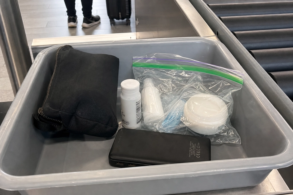 Mange passagerer mister genstande i sikkerhedskontrollen: Her er de præcise regler, du bør kende inden afrejse